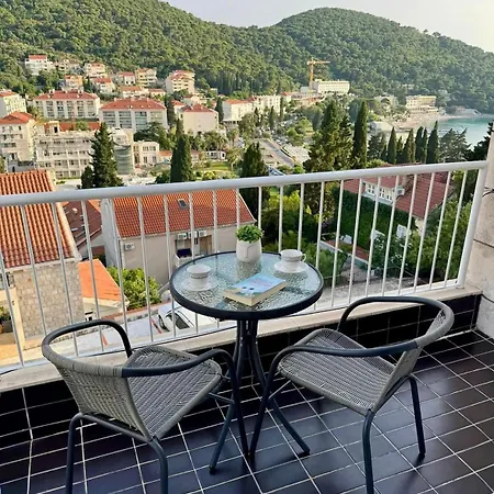 Kablar's Sunny Apartament *