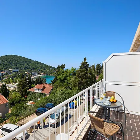 Kablar's Sunny Apartment *